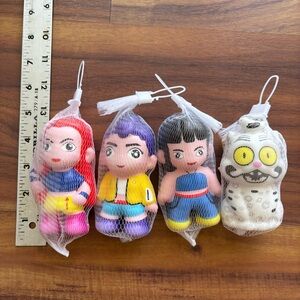 Kpop demon Hunter (4 dolls) stress relief/squishy dolls